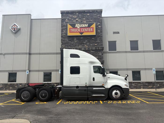 2023 International LT625-3