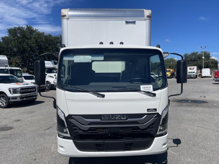 2027 Isuzu NRR-6