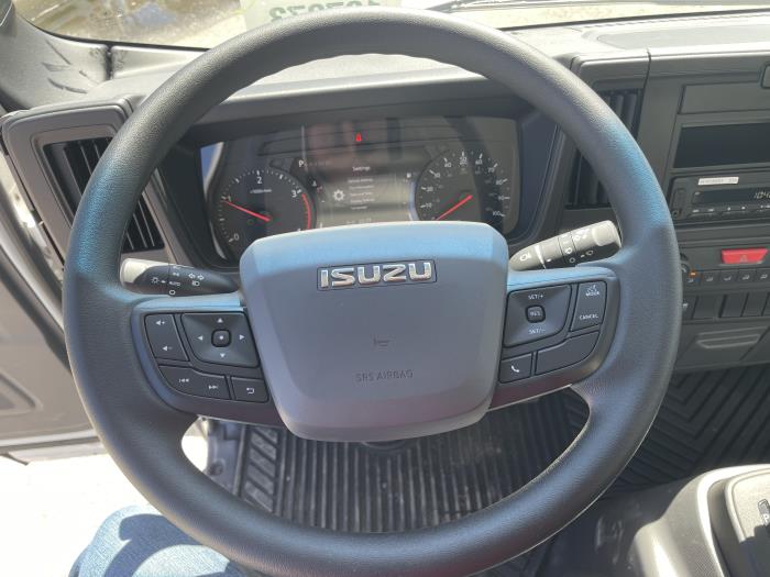 2027 Isuzu NRR-9