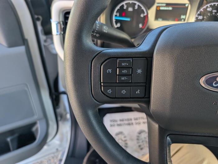 2026 Ford F-600-31