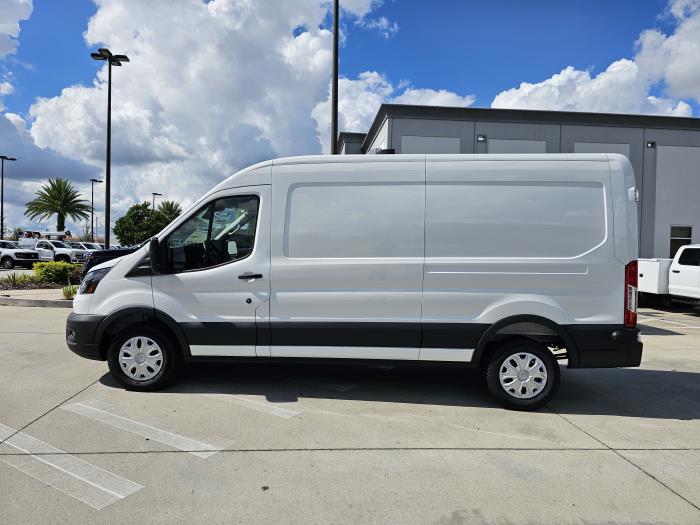 2026 Ford Transit-250-8