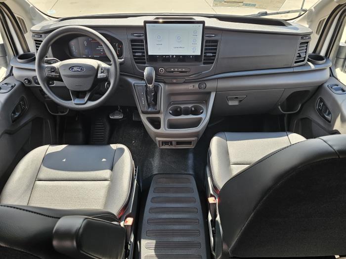 2026 Ford Transit-250-15