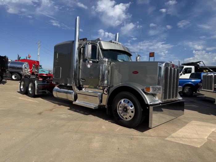 2027 Peterbilt 589-9
