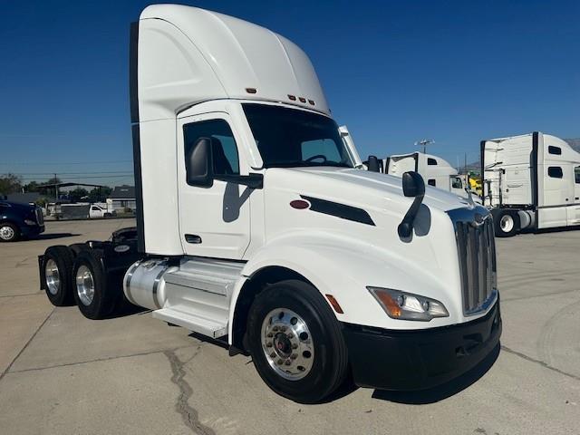 2022 Peterbilt 579-16