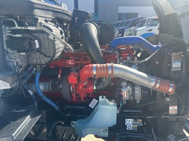 2023 Peterbilt 579-6