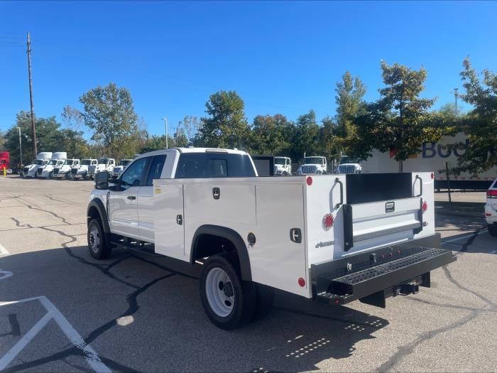 2026 Ford F-550-7