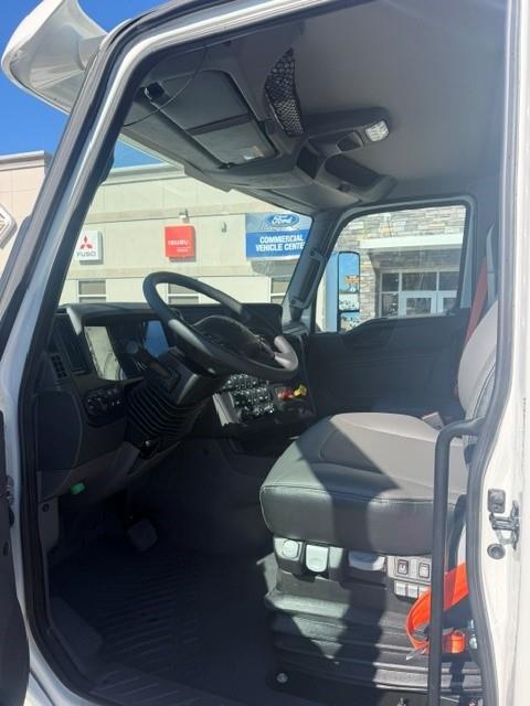 2027 International LT625-8