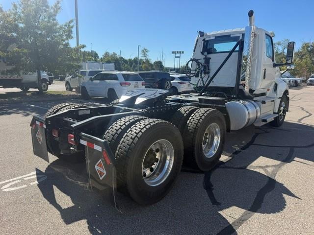 2027 International LT625-7