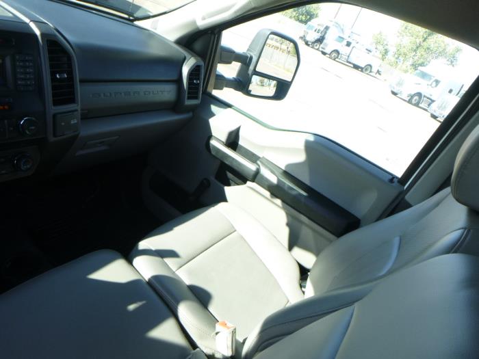 2018 Ford F-550-15