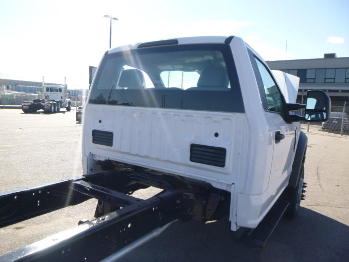 2018 Ford F-550-26