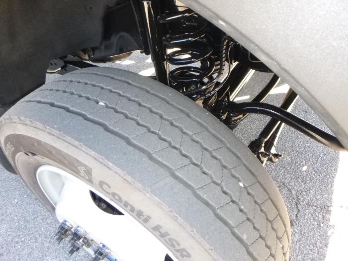 2018 Ford F-550-28