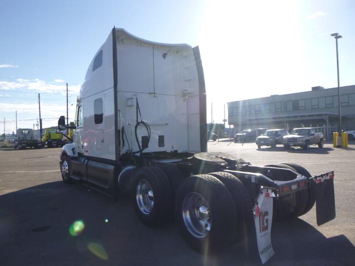 2023 Peterbilt 579-2
