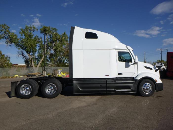 2023 Peterbilt 579-5