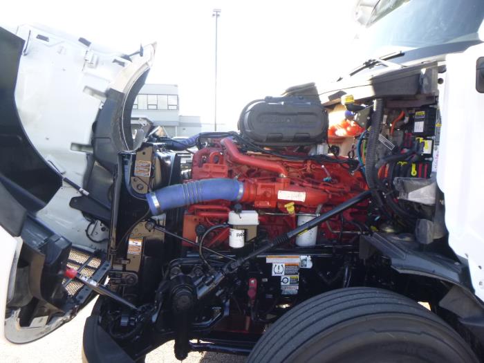 2023 Peterbilt 579-25