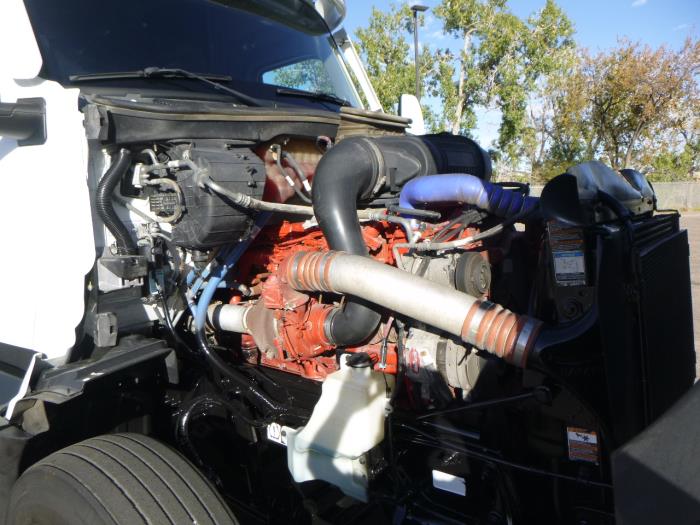 2023 Peterbilt 579-40
