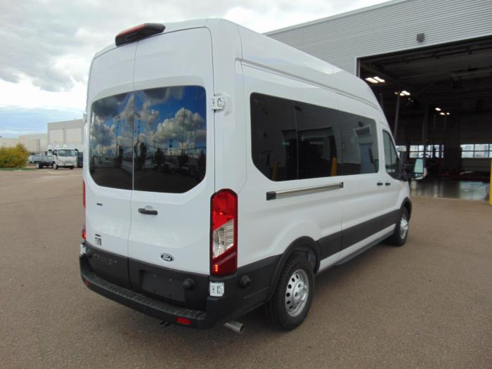 2027 Ford Transit-350-5