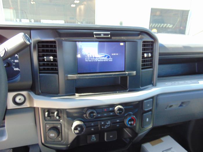 2027 Ford F-550-12
