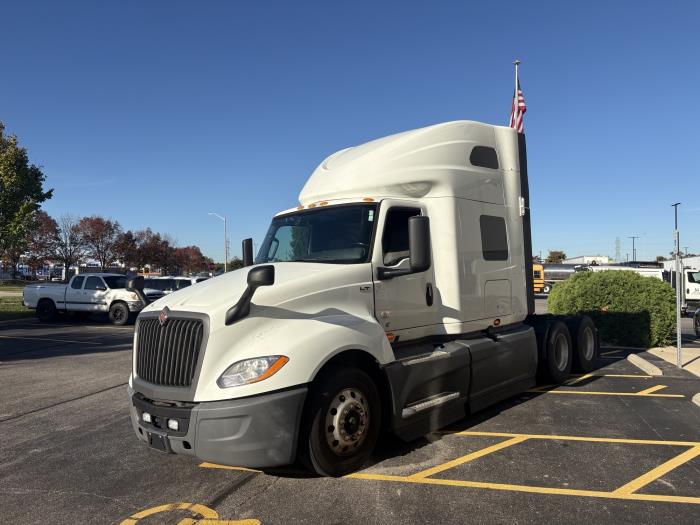 2022 International LT625-0