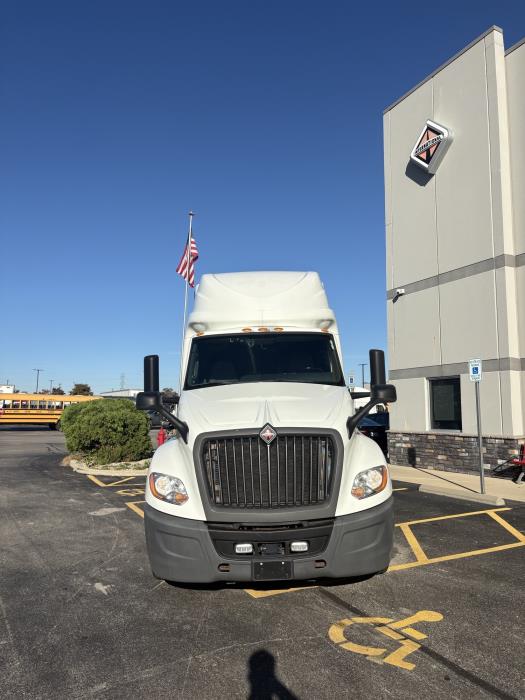 2022 International LT625-2