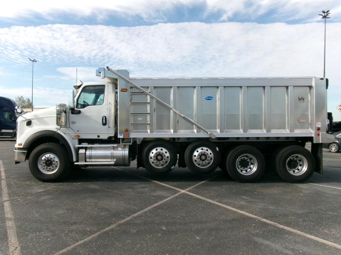 2026 International HX620-4