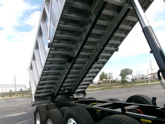 2026 International HX620-9