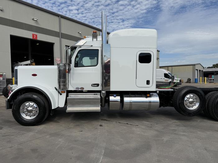 2027 Peterbilt 589-5
