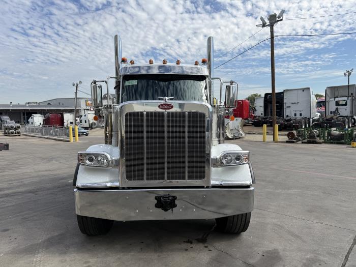 2027 Peterbilt 589-11