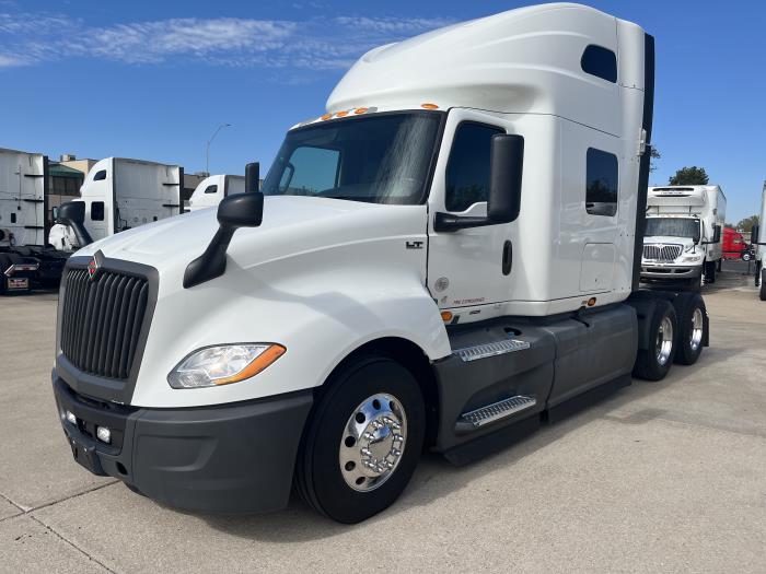 2021 International LT625-1