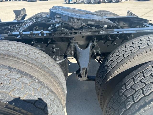 2022 International LT625-1