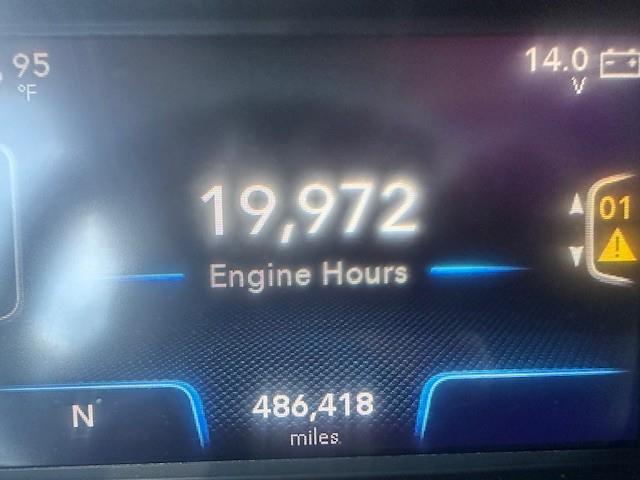 2022 International LT625-4