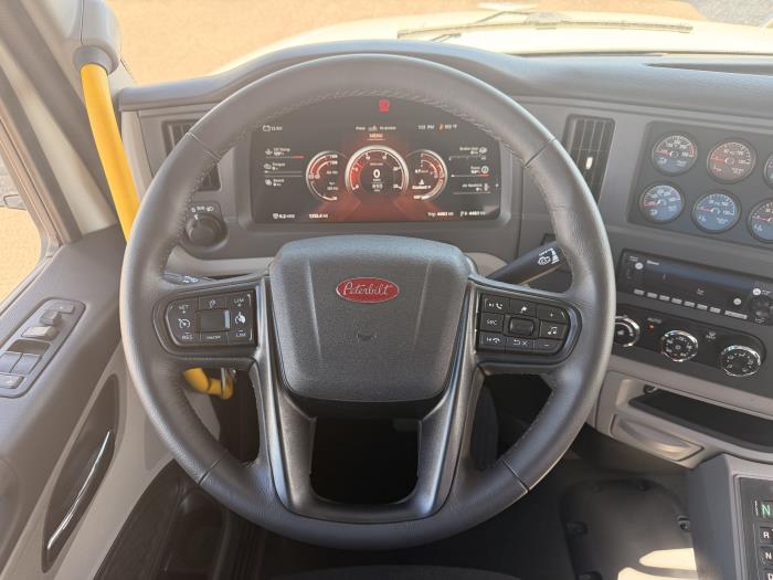 2027 Peterbilt 567-16