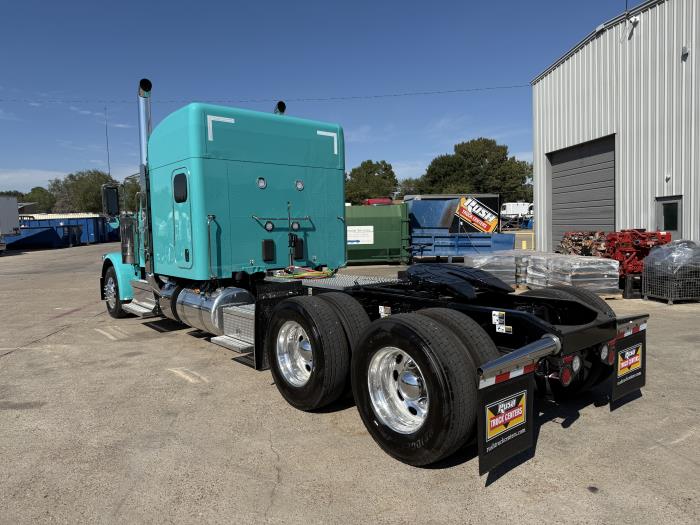 2027 Peterbilt 589-6