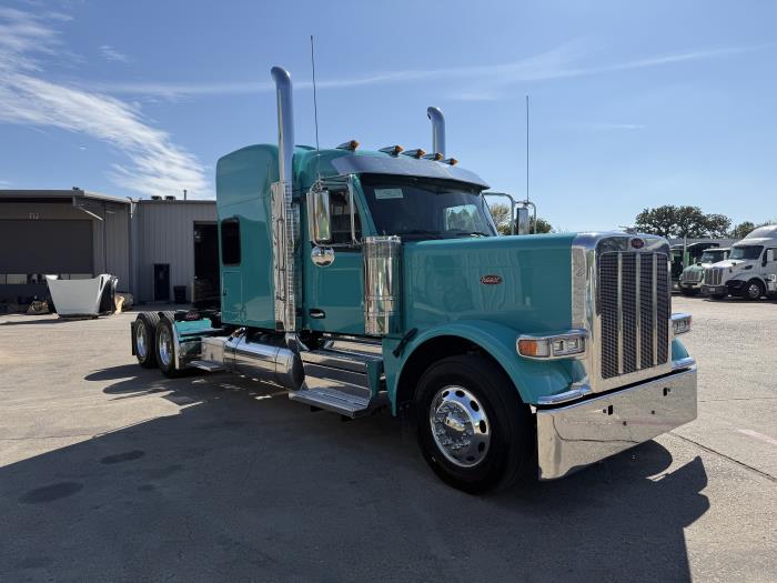 2027 Peterbilt 589-11