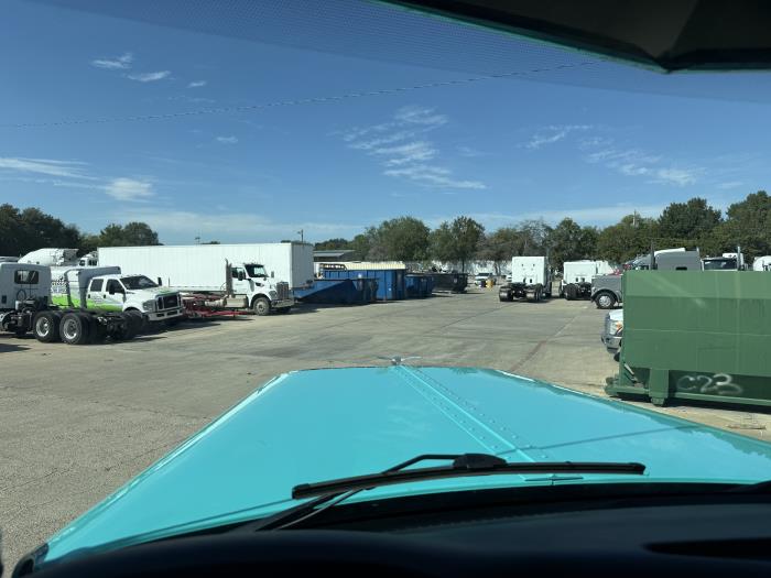 2027 Peterbilt 589-63
