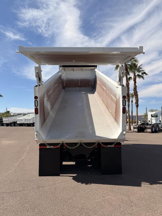 2027 Peterbilt 567-7