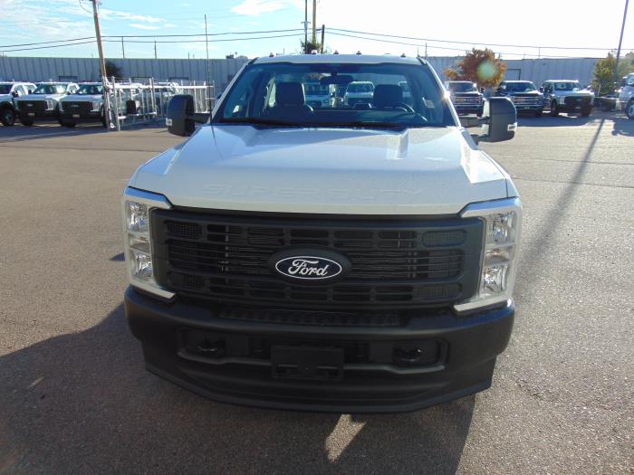2027 Ford F-350-7