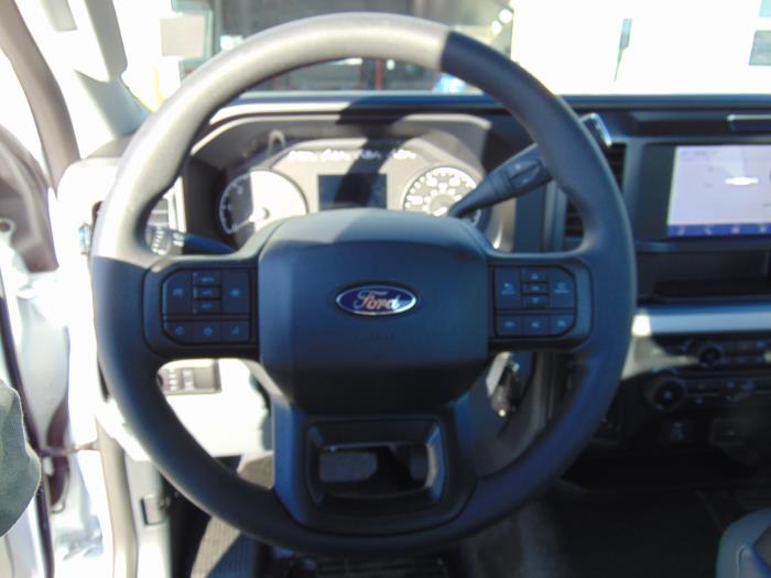 2027 Ford F-350-10