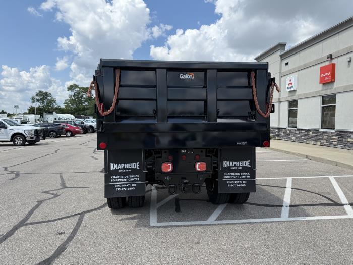 2027 Ford F-750-2