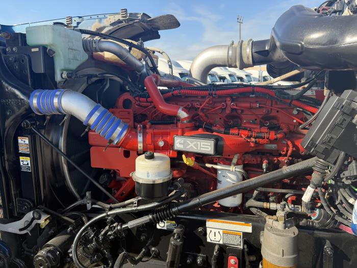 2022 Peterbilt 389-15