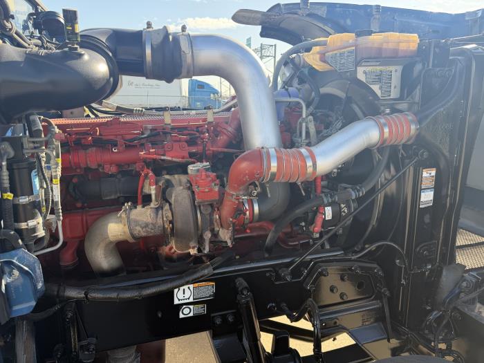 2022 Peterbilt 389-18