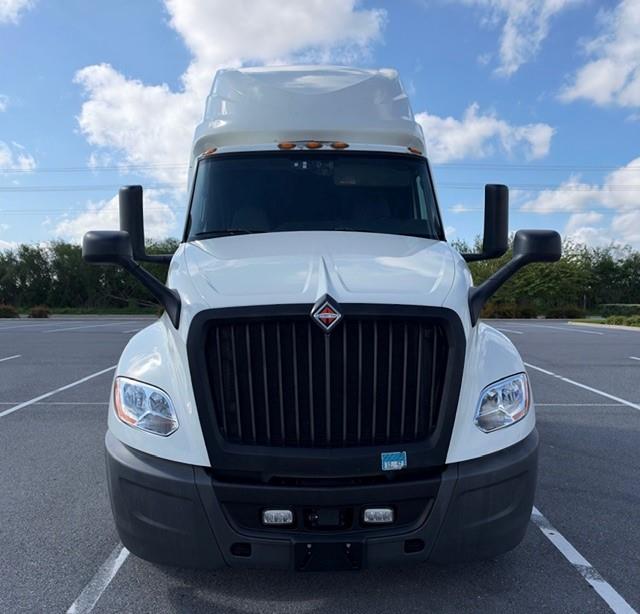 2021 International LT625-1