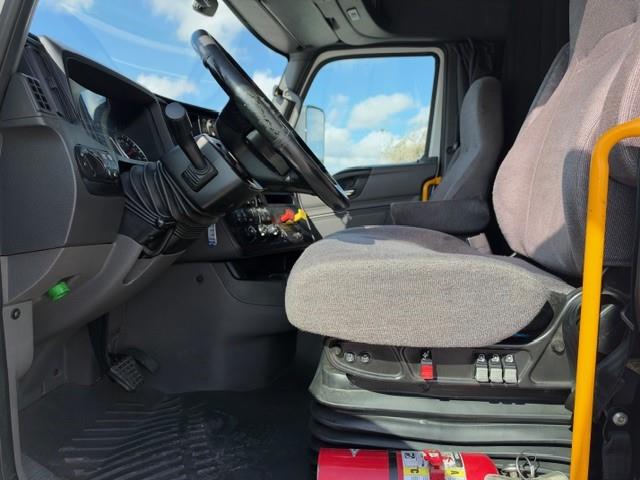 2021 International LT625-9