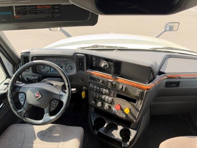 2021 International LT625-11