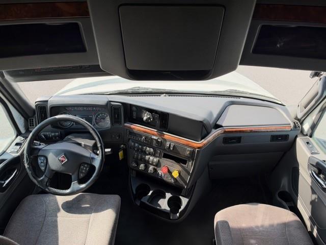2021 International LT625-14
