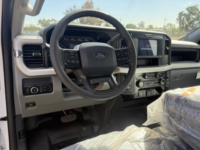 2027 Ford F-550-7