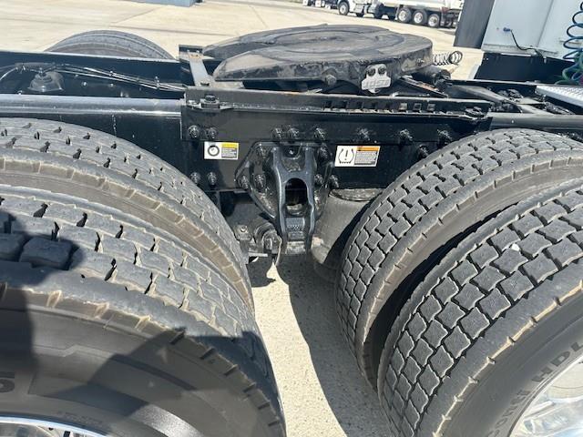 2024 Peterbilt 579-11
