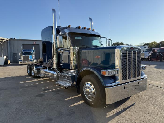 2027 Peterbilt 589-10