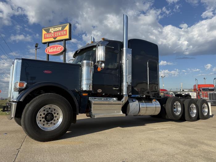 2027 Peterbilt 589-1
