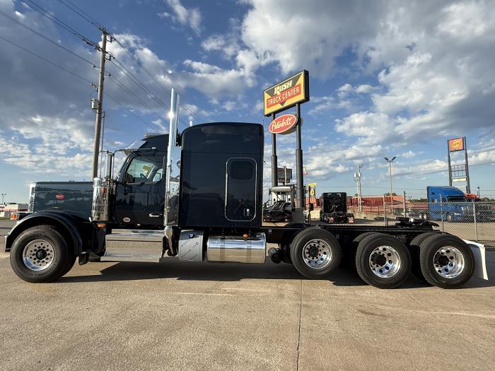 2027 Peterbilt 589-4