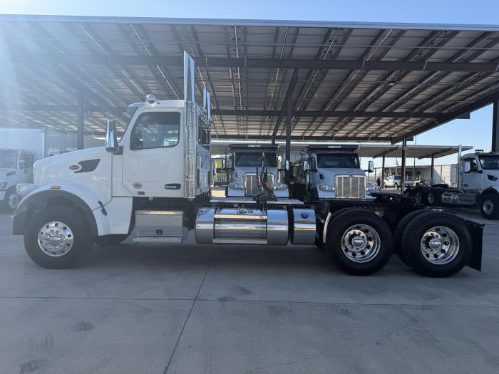 2027 Peterbilt 567-3